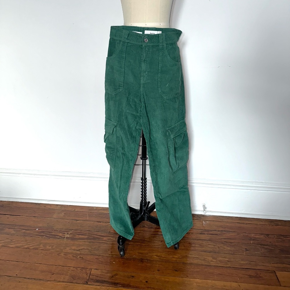Corduroy Green Pants Bershka